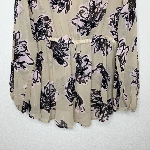 Lane Bryant Boho Floral V-neck Sheer Tan Long Sleeves Peplum Top - Picture 7 of 11